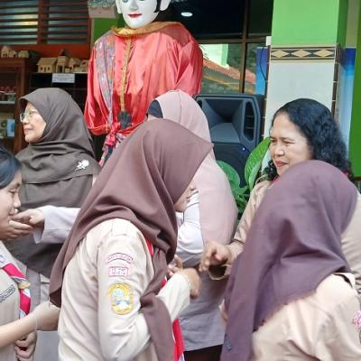 Halbil 1